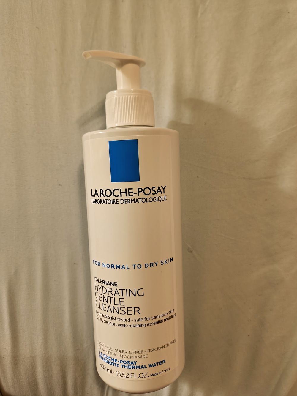 Toleriane Hydrating Gentle Cleanser - White